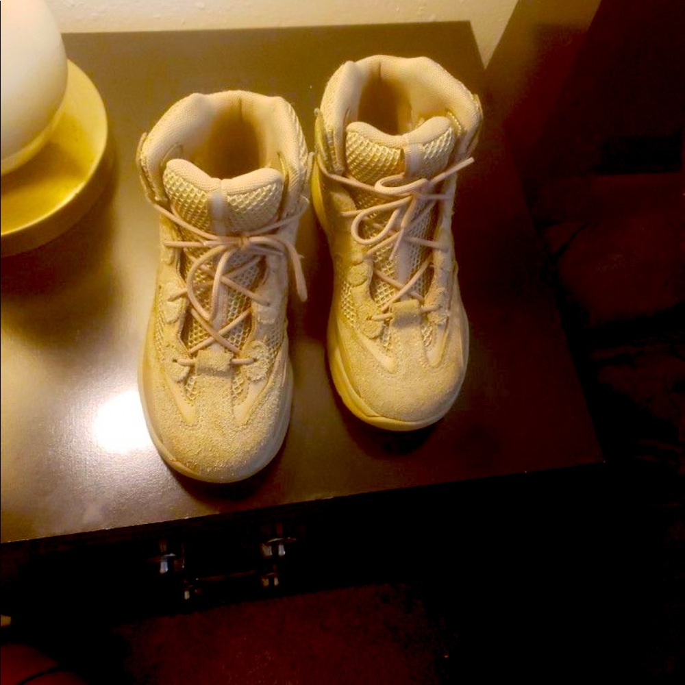 Kids Desert Yeezy boots